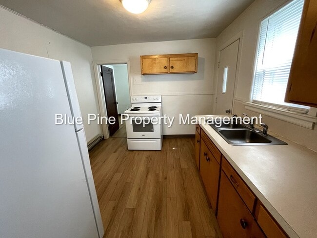 Building Photo - 157 E Elva St