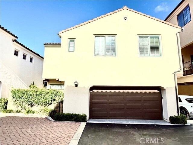 Foto del edificio - 56 Strawberry Grove