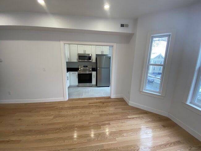 Foto del edificio - 141 Prospect St