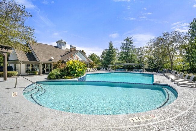 Resort-Style Pool - Preston Pointe at Windermere