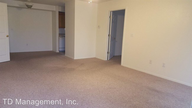 Building Photo - 266 Tunnel Dr