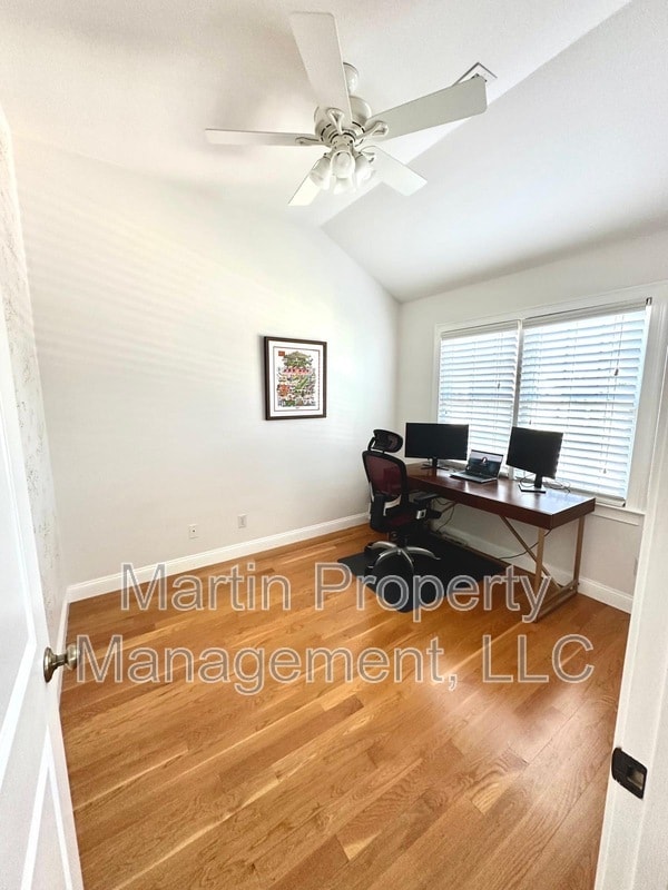 Foto del edificio - 26 Floyd St