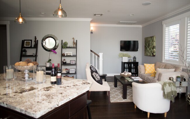 kitchen/living room- open space - 226 Sunnyside Ave