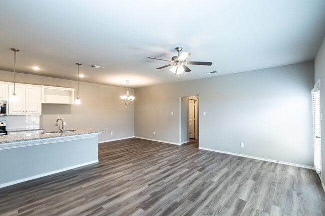 Building Photo - 1220 Preston Trails