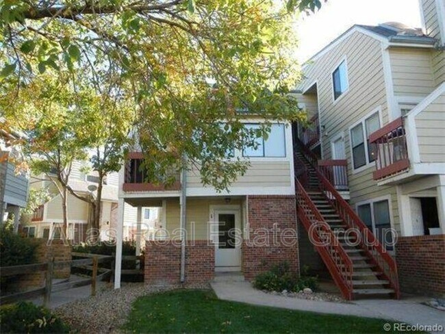 Building Photo - 920 S Dawson Way