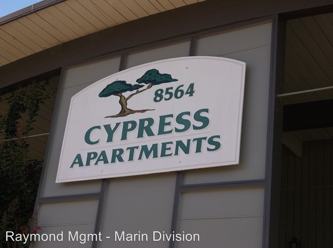 Building Photo - 8564 Cypress Ave