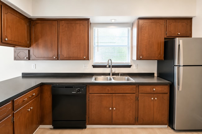 Building Photo - 9122 Tanya Dr