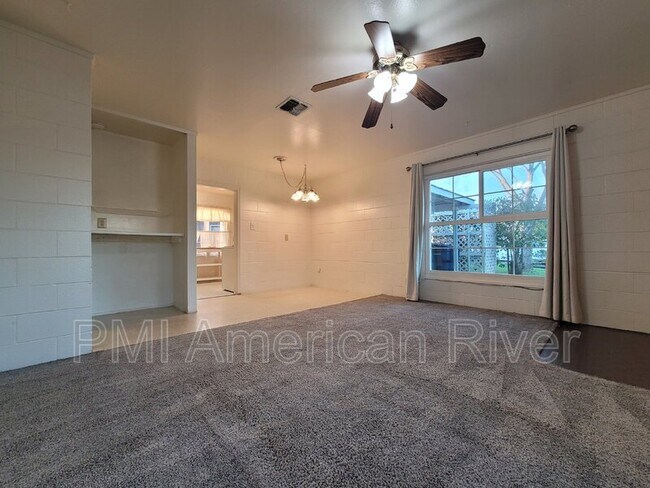Foto del edificio - 2720 Riesling Way