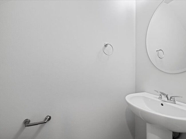 Building Photo - 5329 Remington Dr