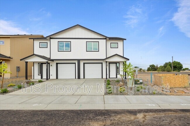 Foto del edificio - 4732 W Quinault Dr