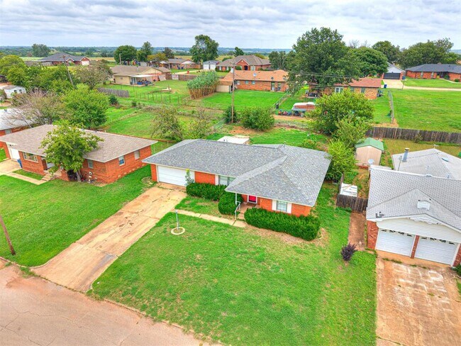 Foto del edificio - 1212 Lynnwood Dr