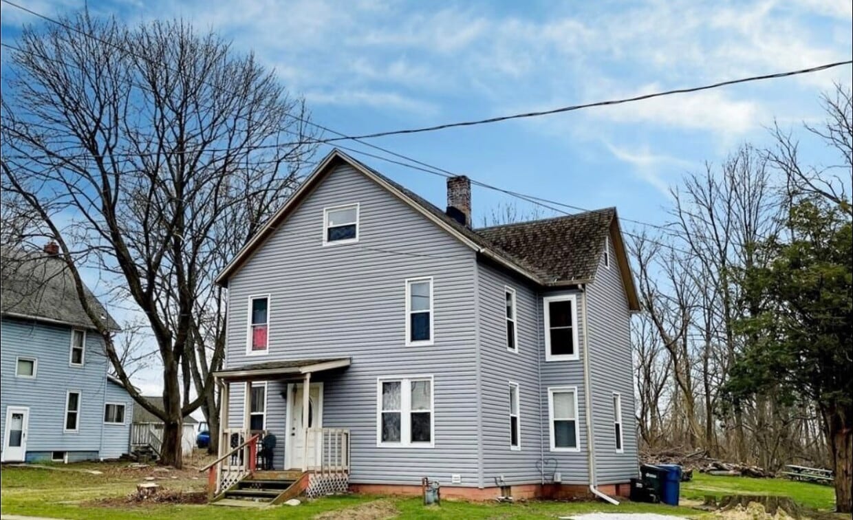 Foto principal - 2168 Greensburg Rd