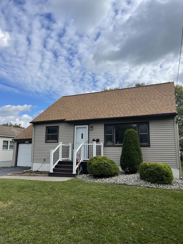 Photo - 616 Boston Rd (Syracuse, NY)