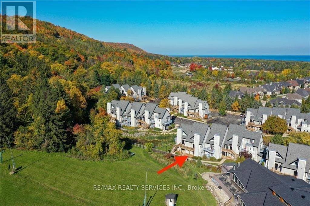 Photo principale - 606-796468 GREY 19 Rd