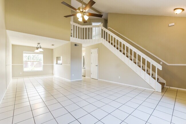 Foto del edificio - 1035 Olliff Way