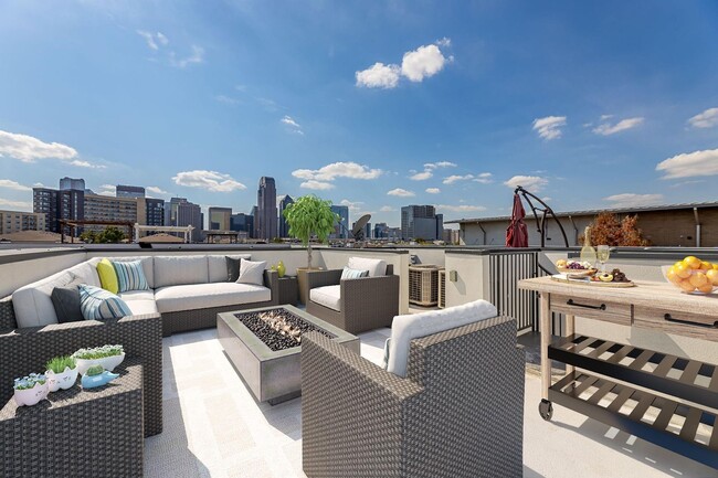 Building Photo - Luxury Move-In Ready 4 Level Townhome By E...