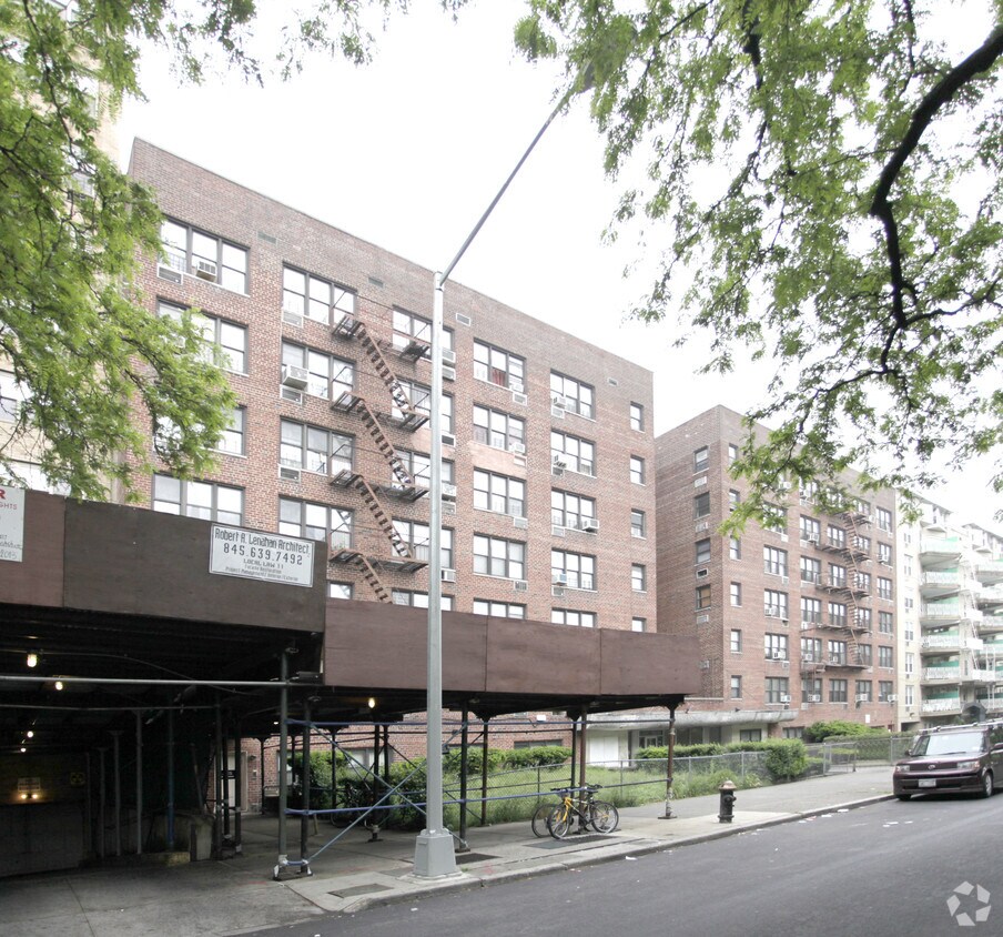 440 E 9th St. - 440 E 9th St