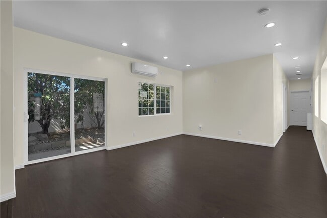 Foto del edificio - 23393 Schoolcraft St