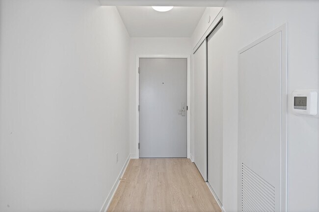 Photo du bâtiment - 480 Wilson Ave