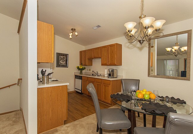 Courtyard Junction Apartments photo'