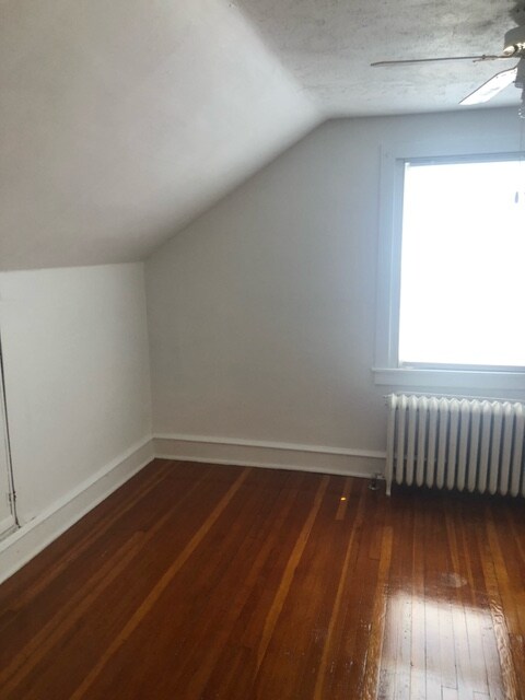 Foto del edificio - 7225 Hazel Ave