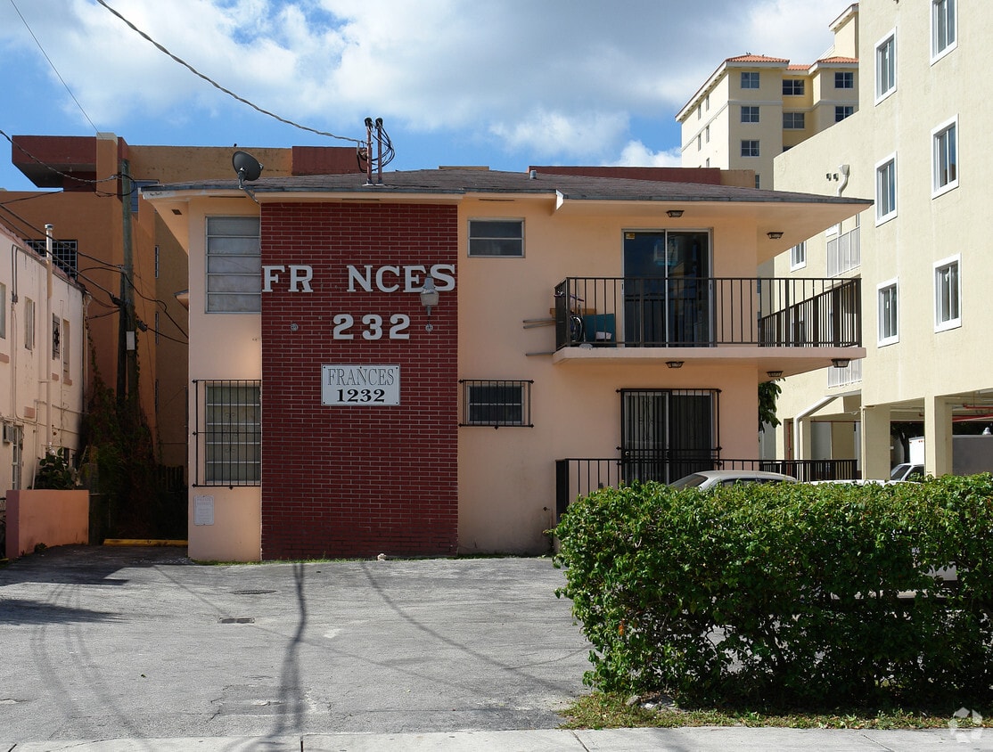 Primary Photo - 1232 NW 3rd St