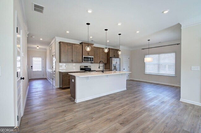 Building Photo - 401 Perth Dr