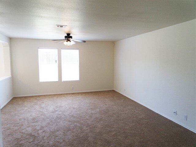 Building Photo - 142 Blue Juniper