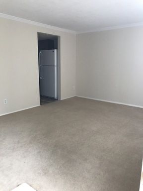 Foto del edificio - 7918 Clovertree Ct