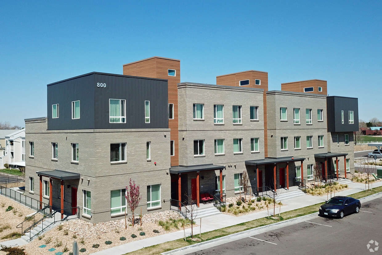 Exterior - Village at Westerly Creek Building 3