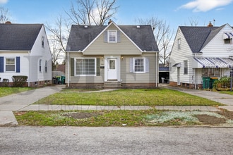 Building Photo - 19410 Nitra Ave