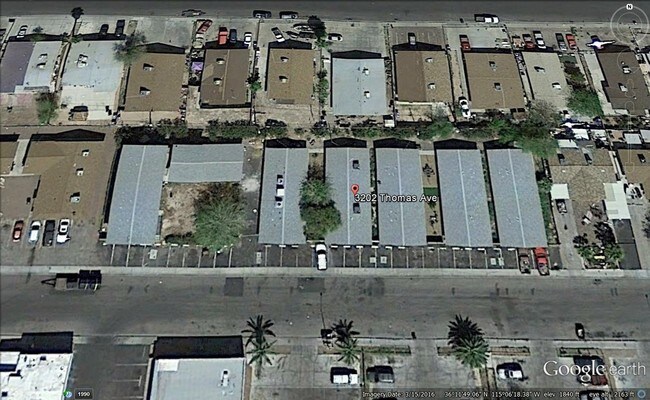 Building Photo - Thomas Apartments
