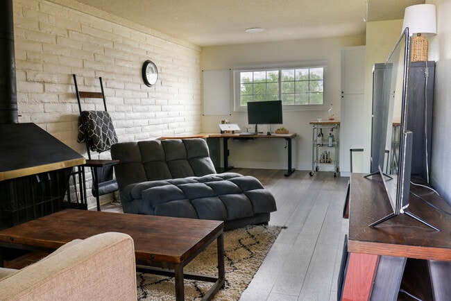 Living Room 1 - 6800 E Tennessee Ave Apartment