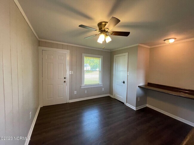 Foto del edificio - 222 Richlands Ave