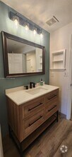 Building Photo - 2804 Sarento Pl