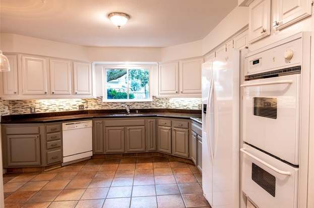 Foto del edificio - 12800 Briar Forest Dr
