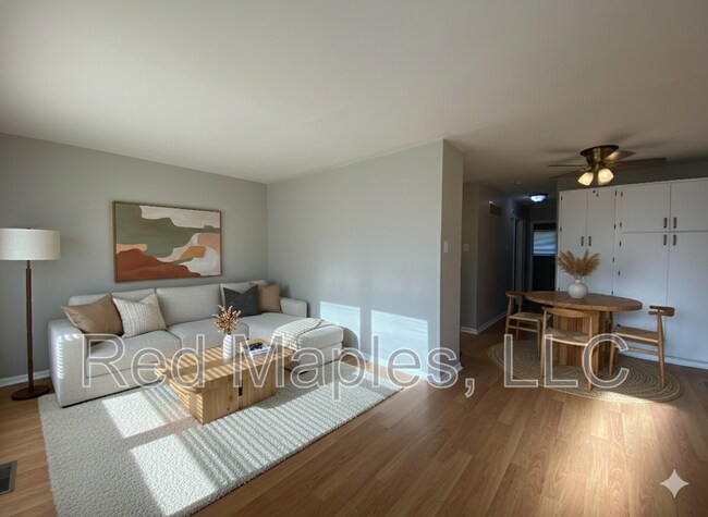 Foto del edificio - 7703 Alaska Ave