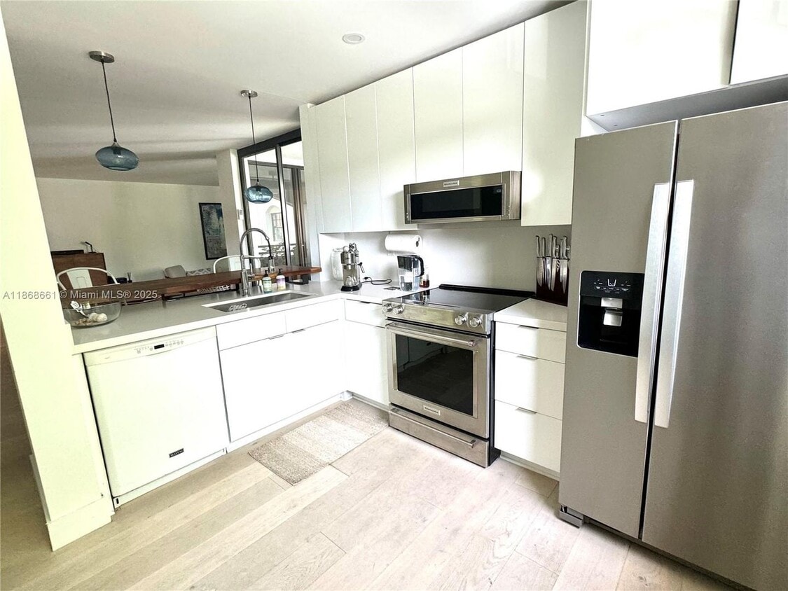 Photo - 3553 Magellan Circle 318-1, Aventura, FL 33180