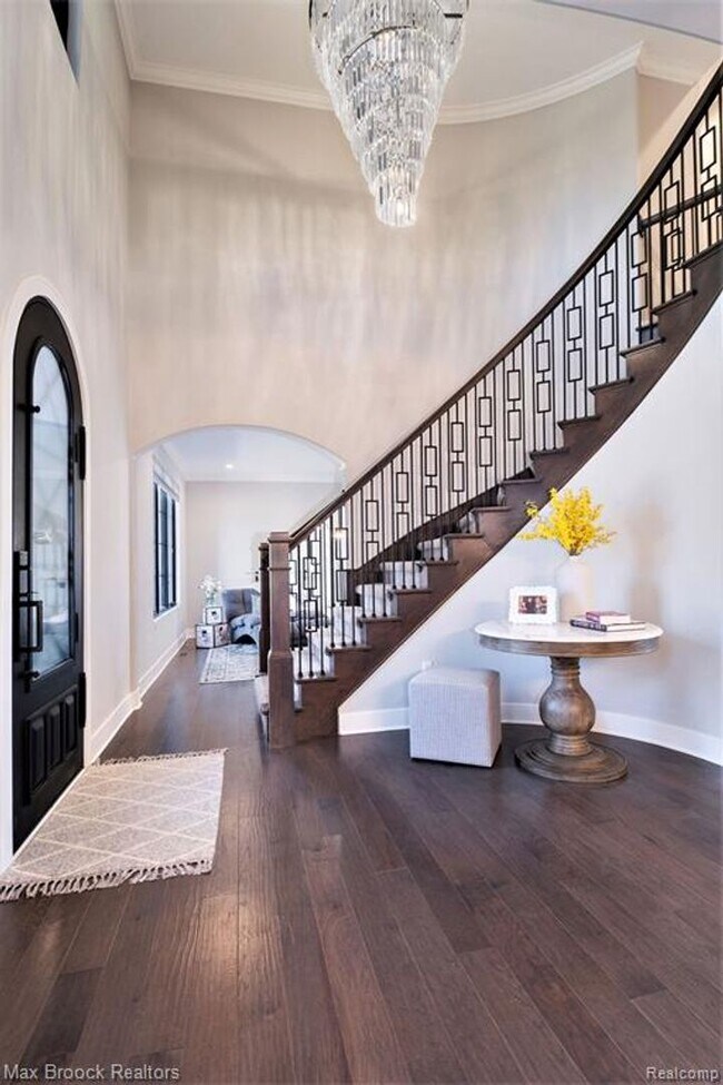 Foto del edificio - Luxurious Home