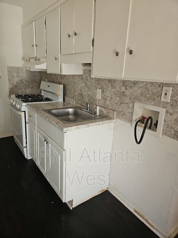 Foto del edificio - 509 Hwy 138 W