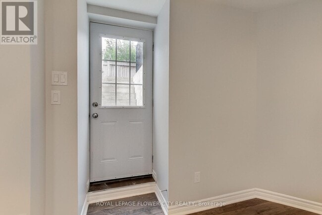 Building Photo - 238 Forbes Terrace