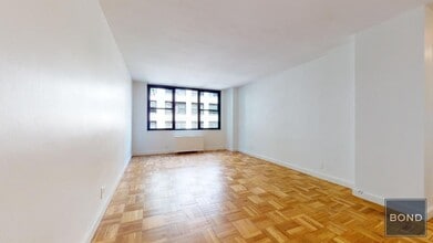 Building Photo - 333 E 49th St