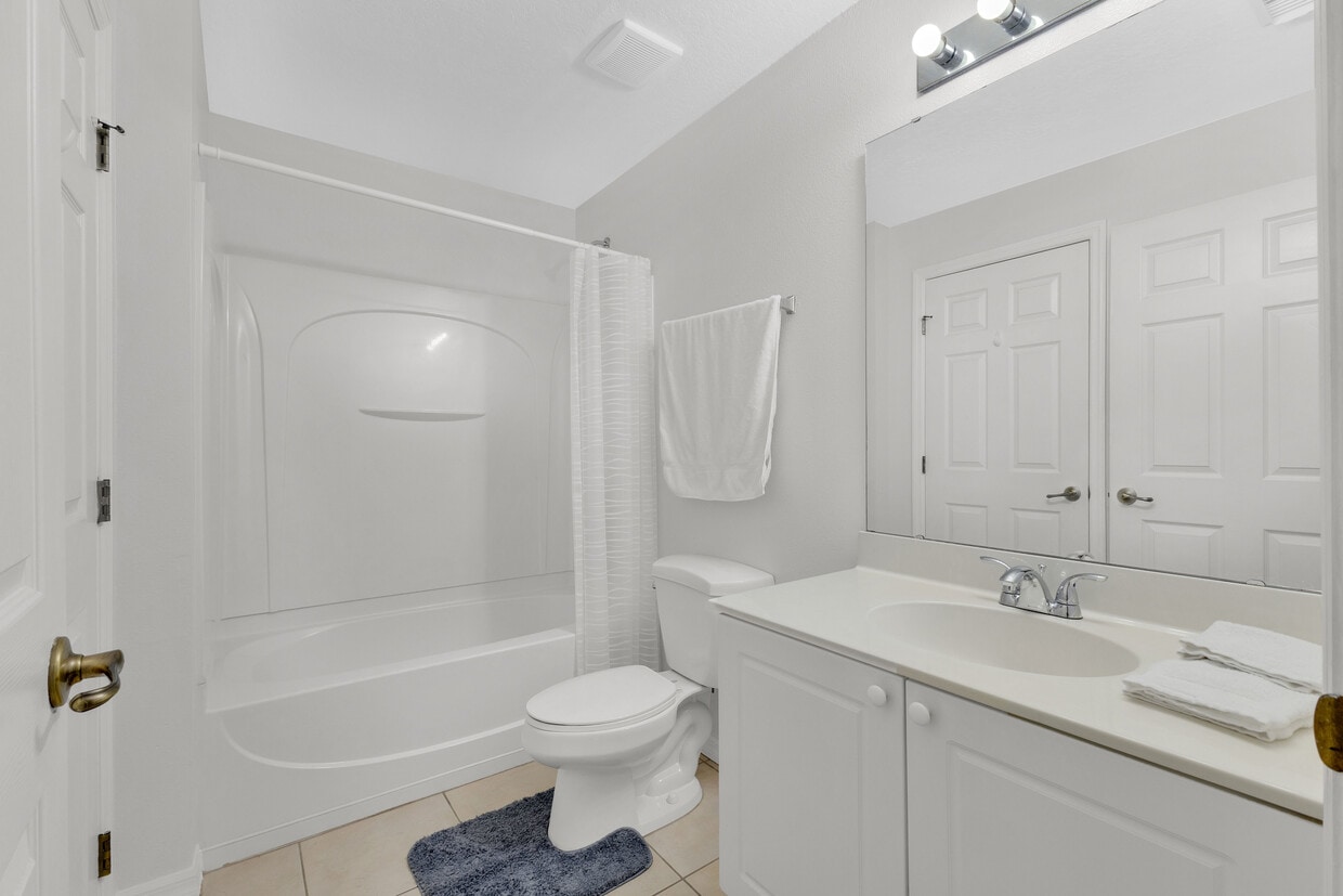 Photo - 2855 Club Cortile Cir (Kissimmee, FL)