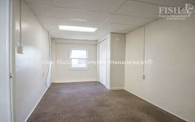 Foto del edificio - 355 W Park St