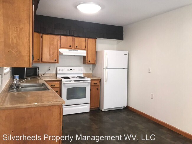 Building Photo - 3 br, 1 bath House - 3028 Meadowview Drive