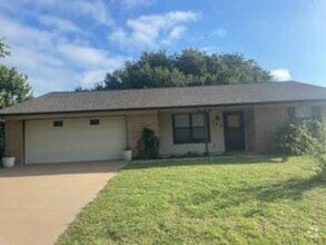 Building Photo - 107 Willow Ln