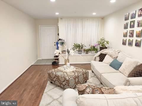 Foto principal - 1451 Sweetbriar Dr