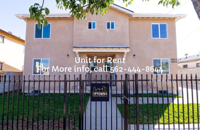 Foto del edificio - Townhome - 3 Bedrooms-2.5 Baths - Los Angeles