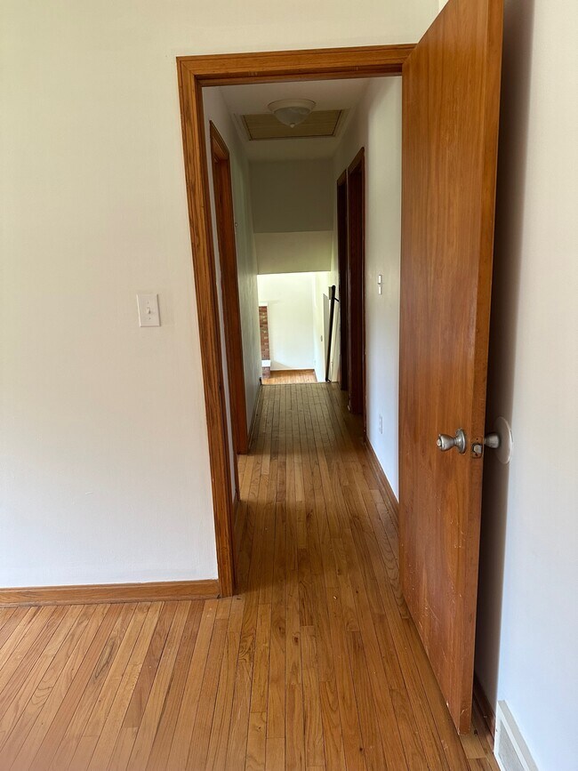 hallway - 4093 Karry Dr