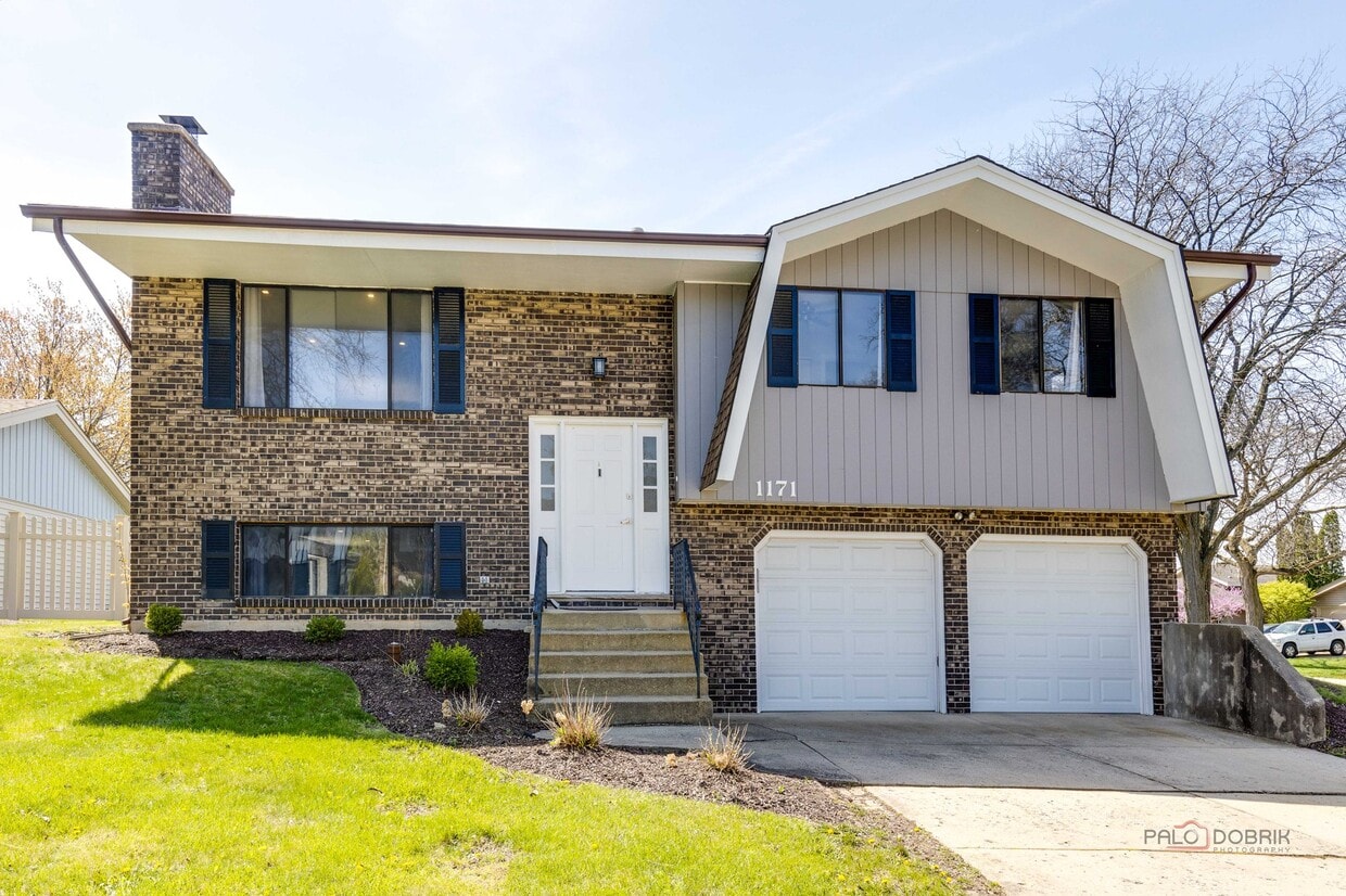 Photo - 1171 Saylesville Ln (Schaumburg, IL)